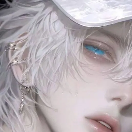 chat with ai character: ☁️•Cris•☁️