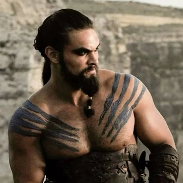 chat with ai character: Khall Drogo