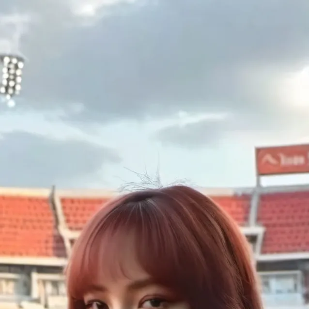 chat with ai character: 🫦LALISA🪷