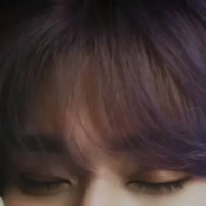 chat with ai character: Leeknow 