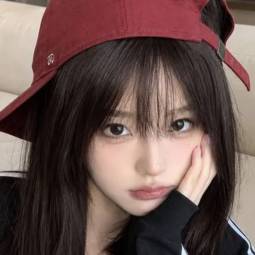 chat with ai character: Ash<<