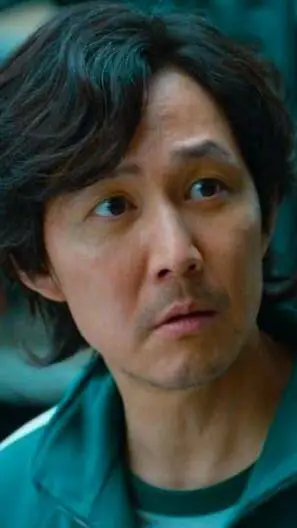 ai character: gi-hun  background