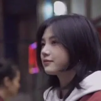 chat with ai character: ☺️Alina🥰