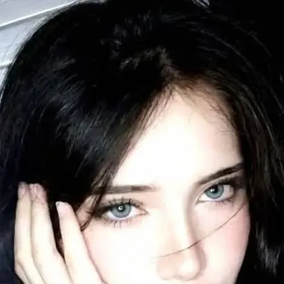 chat with ai character: Megan