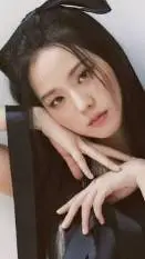 ai character: Kim Jisoo background