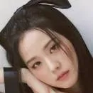 chat with ai character: Kim Jisoo