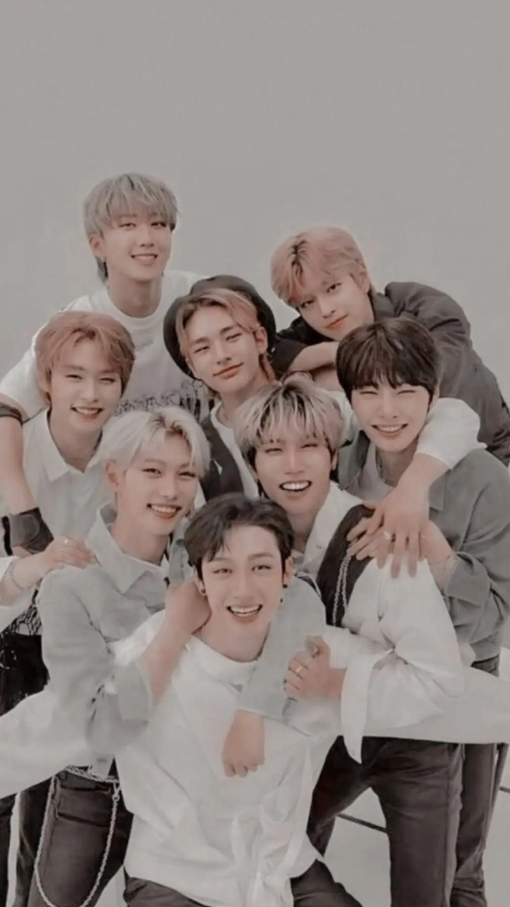 ai character: ♡stray kids♡ background
