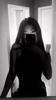 ai character: 🕯️~kayla~🖤 background