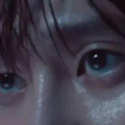 chat with ai character: Player 120