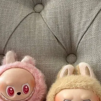 chat with ai character: Lafufu 