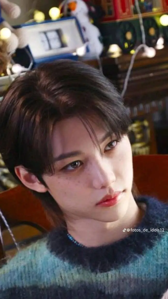 ai character: felix background