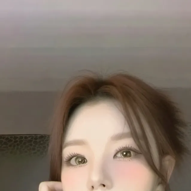 chat with ai character: chica coreana 