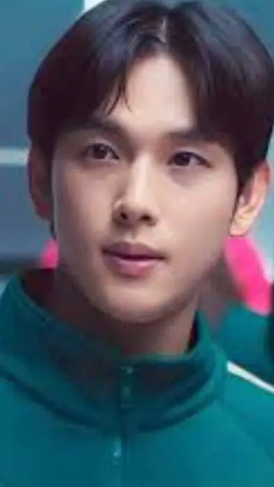 ai character: Yim siwan  background