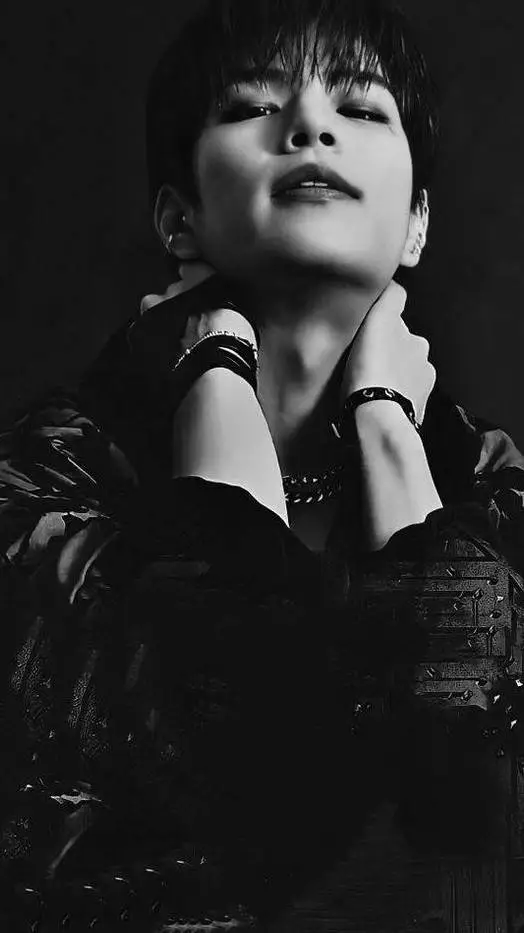 ai character: Kim Seungmin background