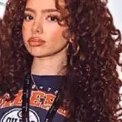 chat with ai character: kalogera P2