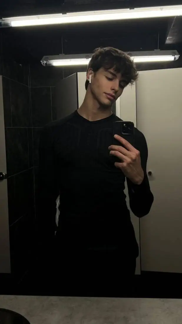 Talkie AI - Chat with liam