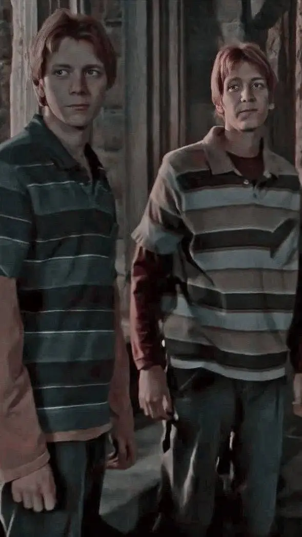 ai character: Fred & George  background