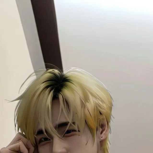 chat with ai character: Felix 💖