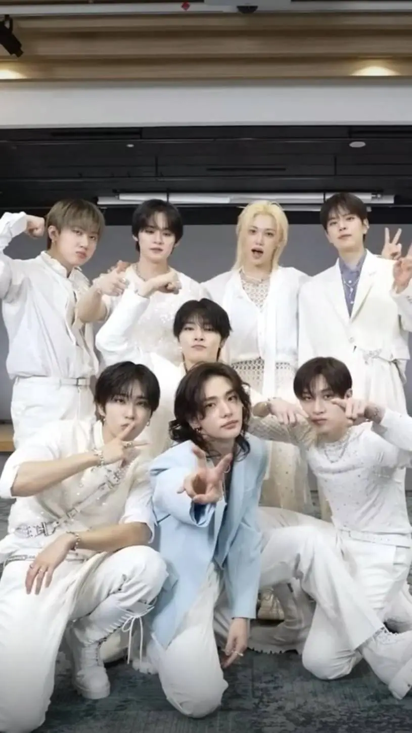 ai character: skz cooking background