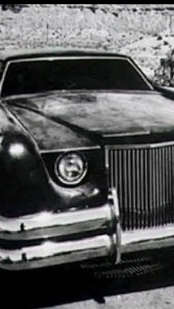 ai character: The car 1977 background