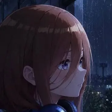 chat with ai character: Miku Nakano 