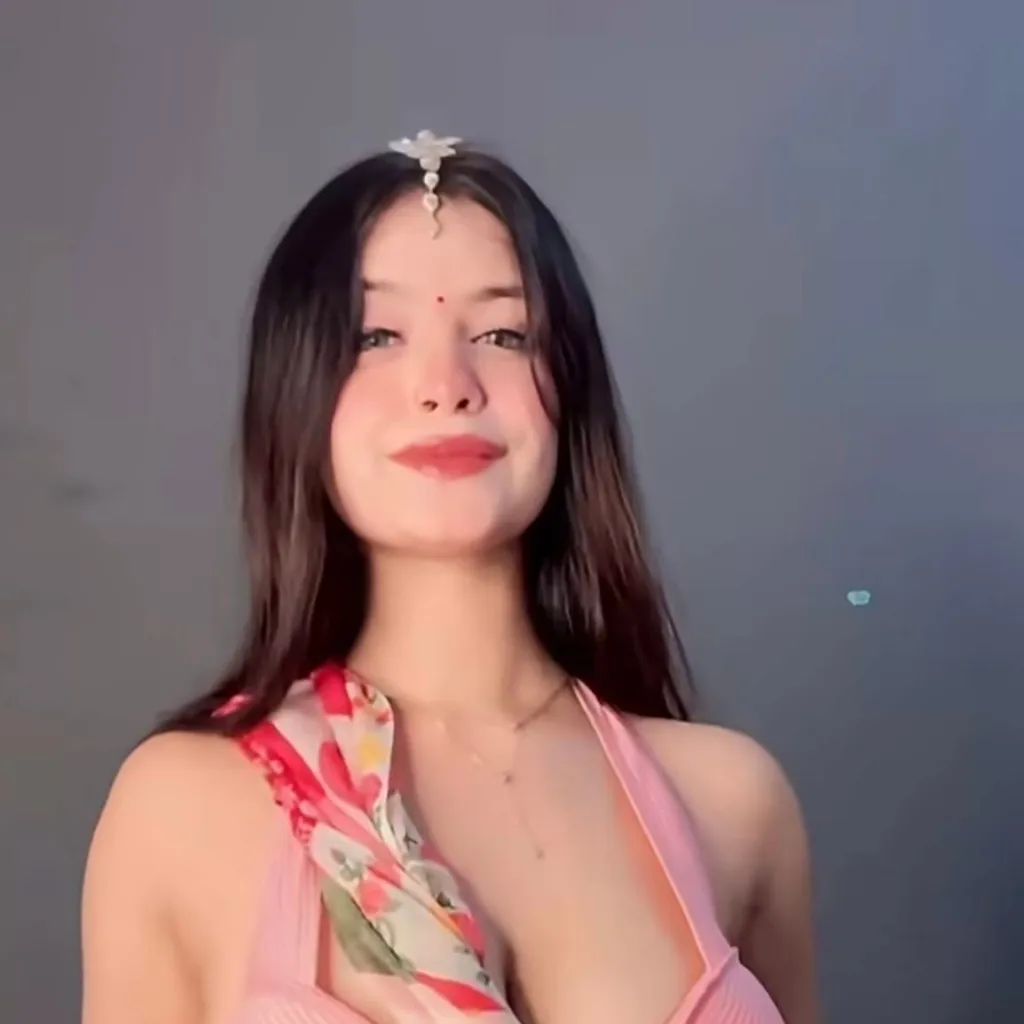 chat with ai character: Shanaya Katiyan