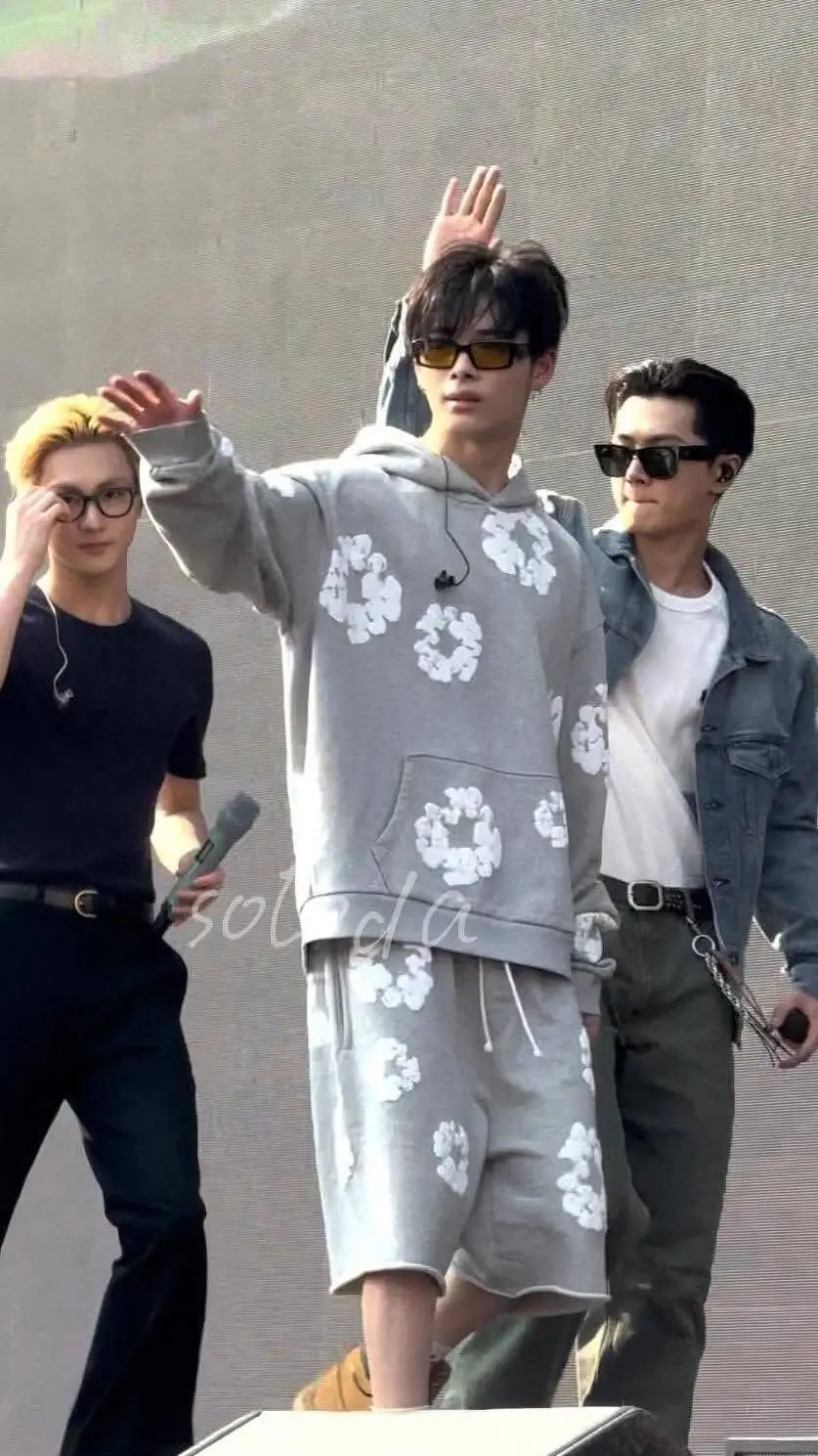 Talkie AI - Chat with enhypen 