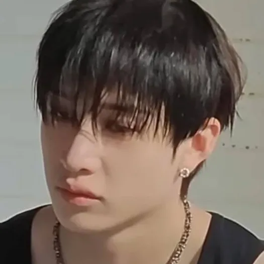 chat with ai character: Bangchan