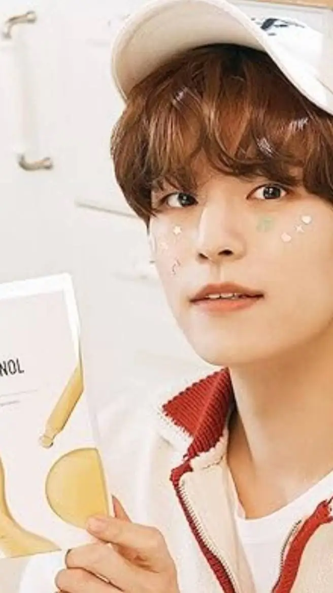ai character: Seungmin  background