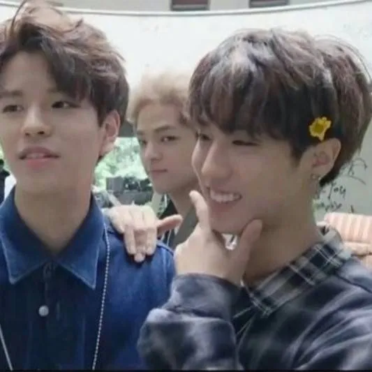 chat with ai character: Han et Seungmin 