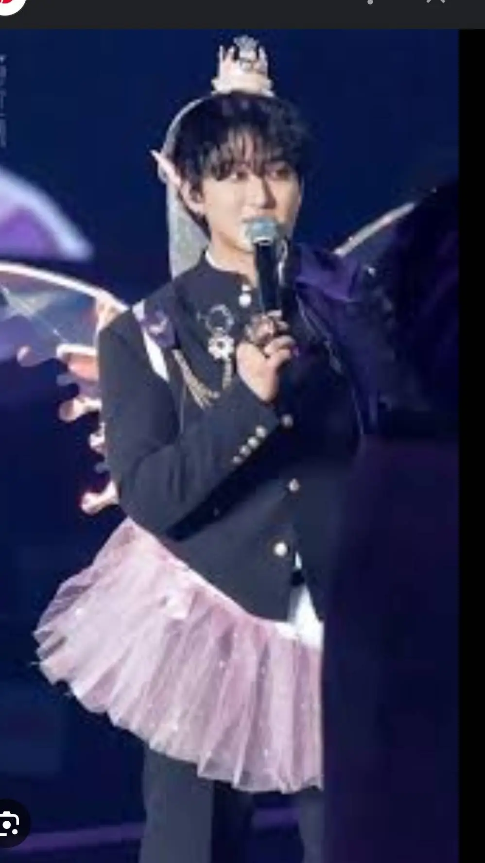 ai character: Changbin  background