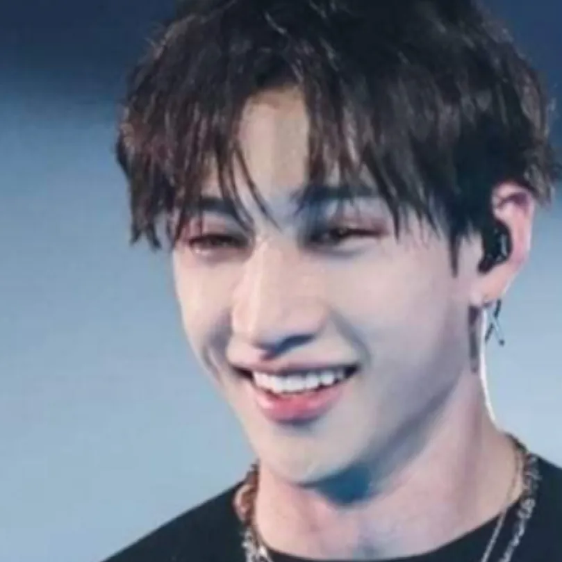 chat with ai character: Bang chan