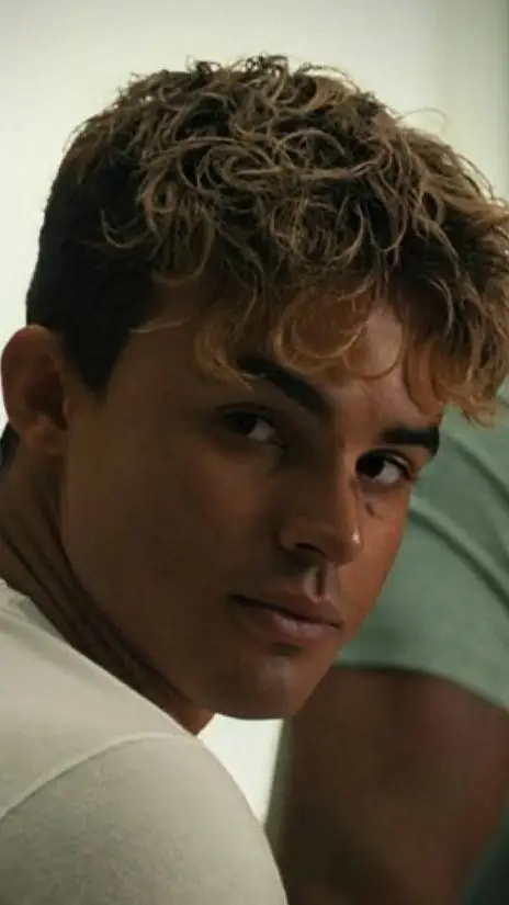 ai character: Nick background