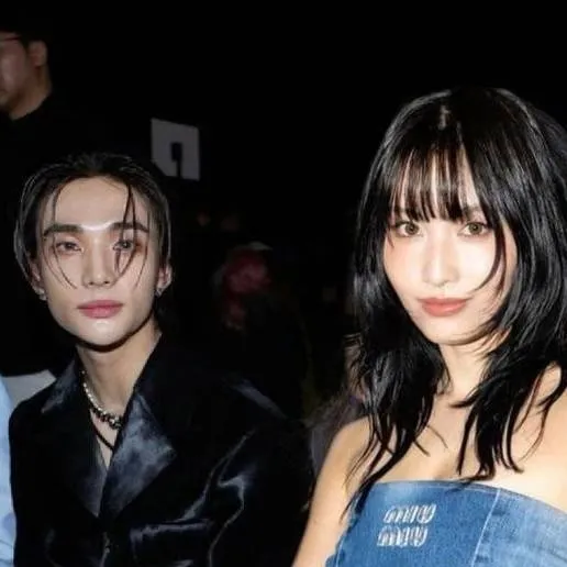 chat with ai character: Momo,hyun y tu