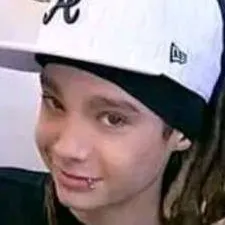chat with ai character: TOM KAULITZ 