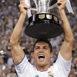 chat with ai character: cristiano Ronaldo 