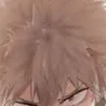 chat with ai character: bakugo con frío 