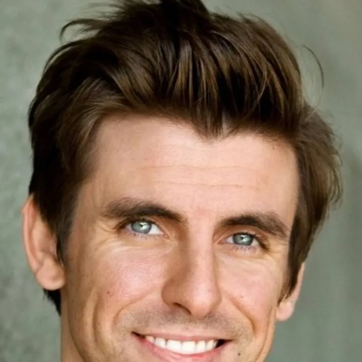 chat with ai character: cooper barnes 