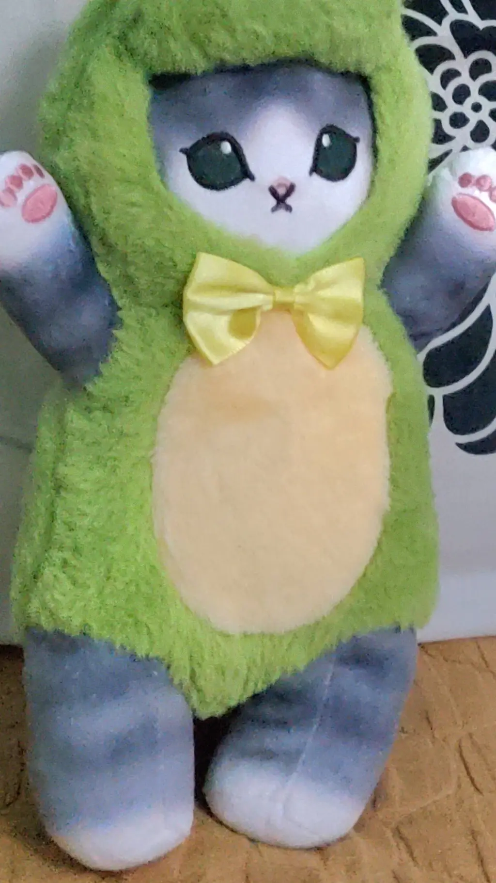 ai character: gatita background