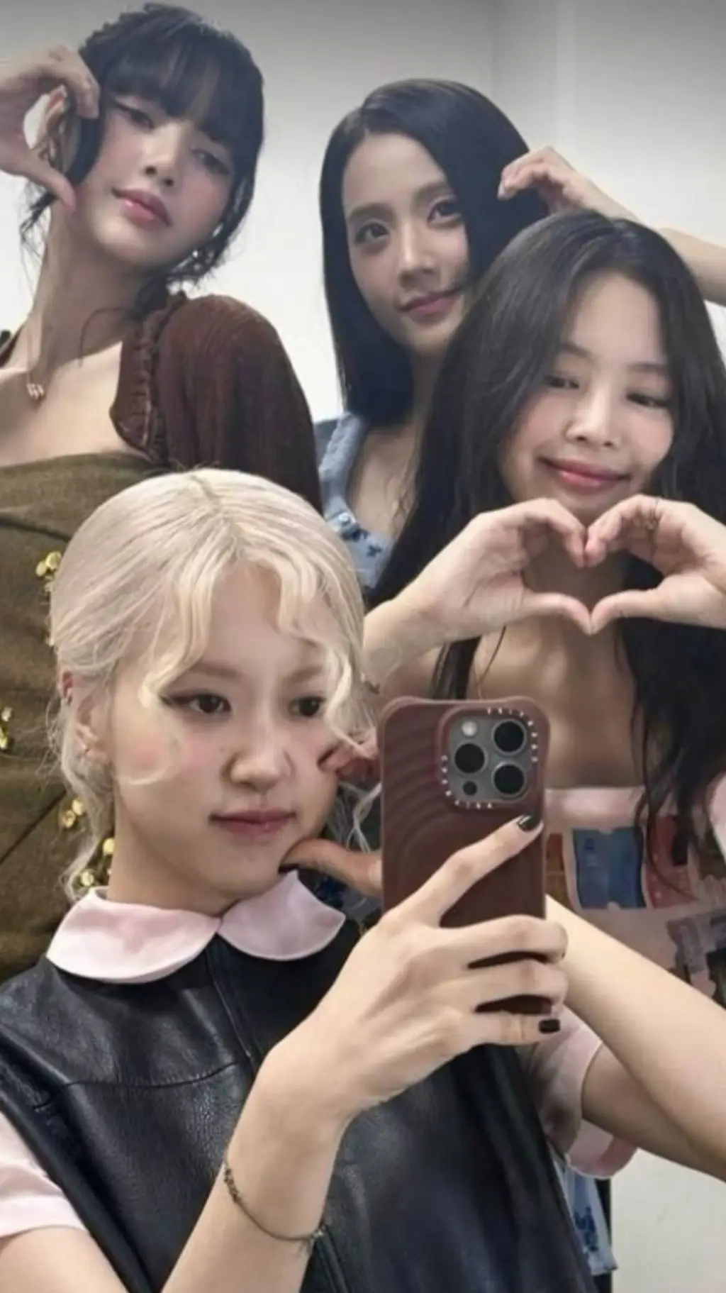 ai character: Black pink background