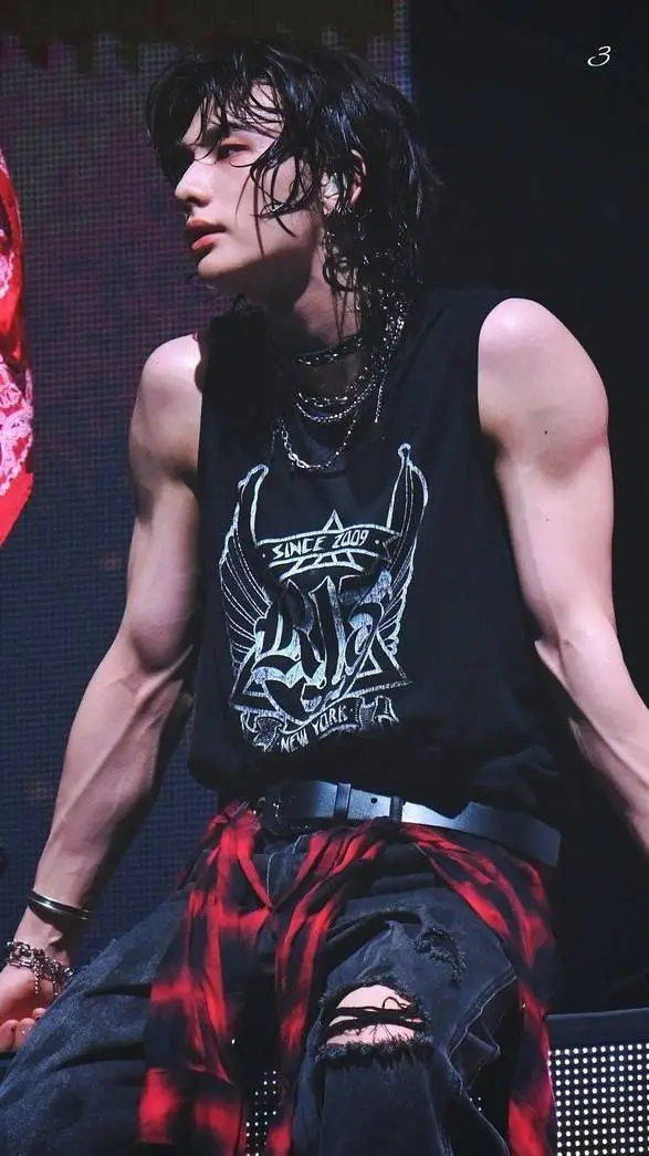 ai character: Hyunjin background