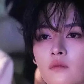 chat with ai character: Lee know