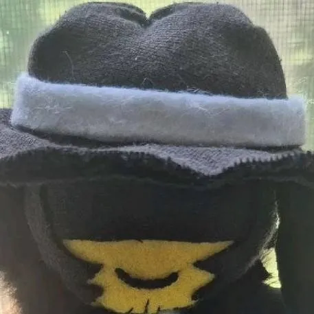 chat with ai character: Mafioso peluche 