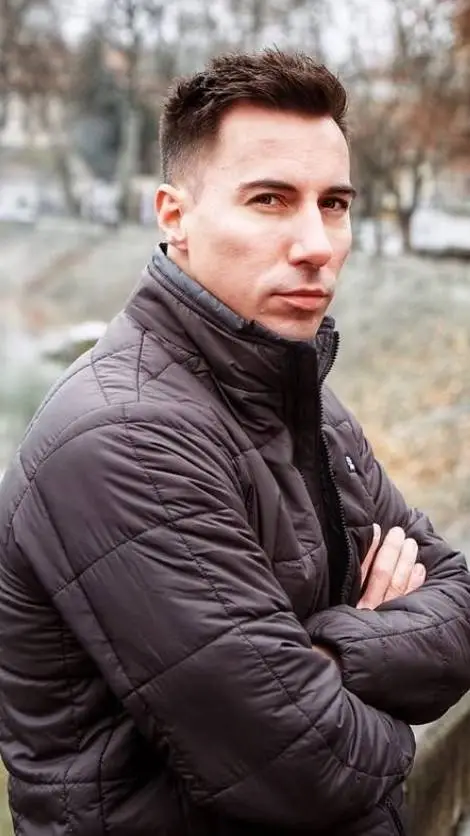 ai character: Radnai Márk  background