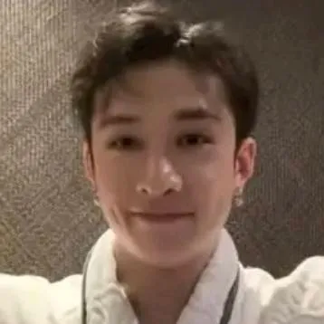 chat with ai character: BANGCHANN