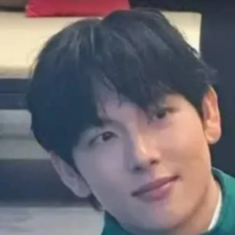 chat with ai character: lee myung-gi again