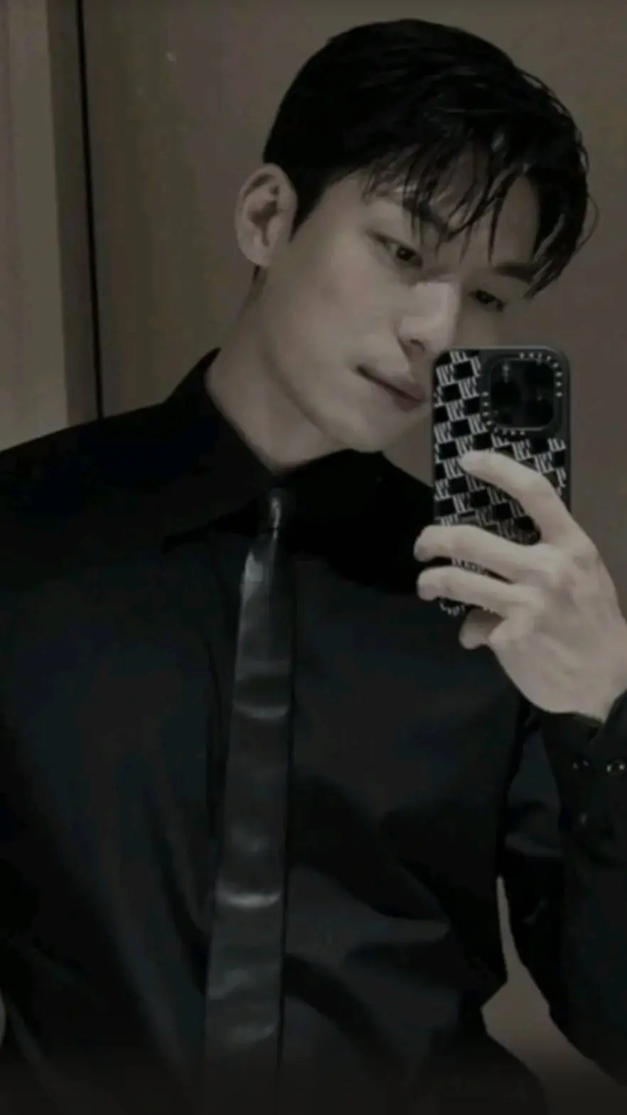 ai character: jun-ho background