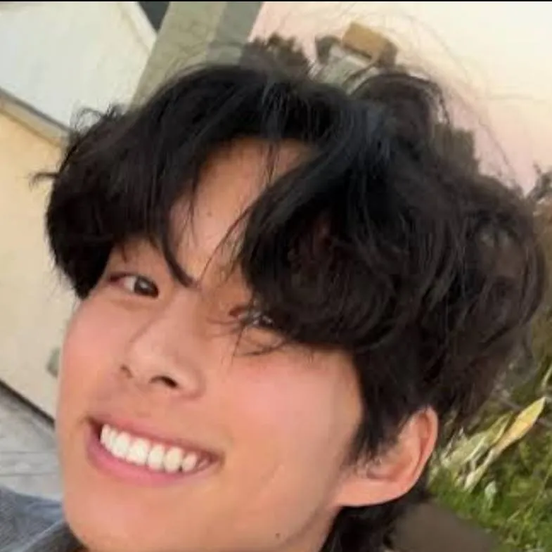 chat with ai character: brandon yoon