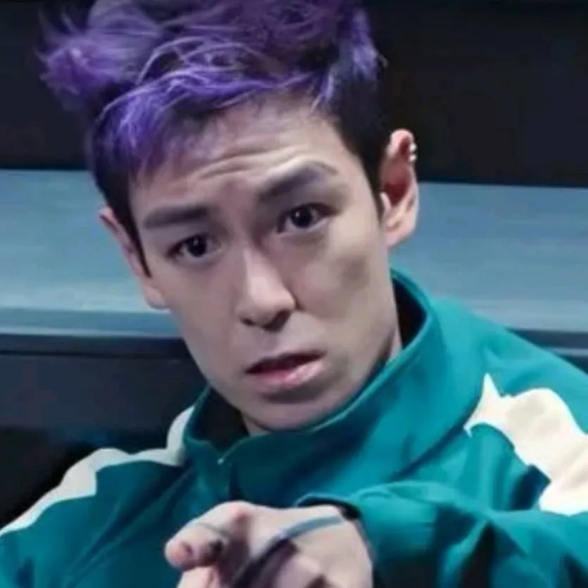 chat with ai character: Thanos team