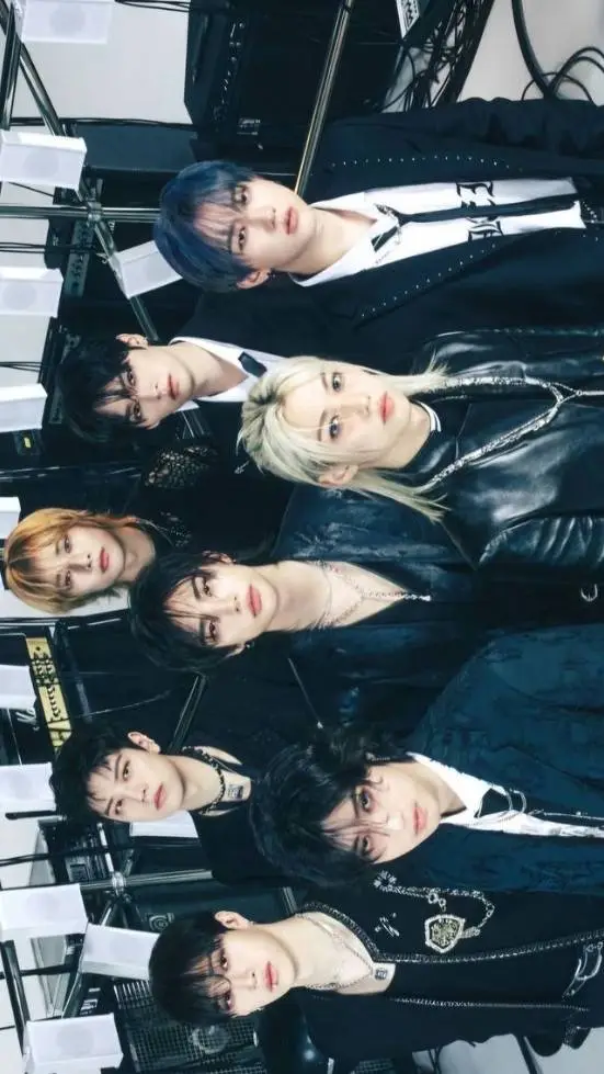 ai character: straykidz background